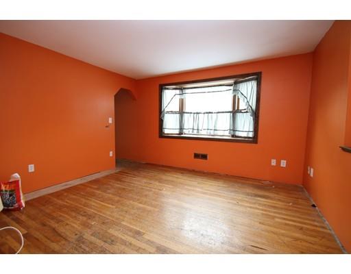25 Johnson Rd, Saugus, MA 01906 photo 8