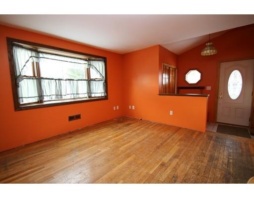 25 Johnson Rd, Saugus, MA 01906 photo 9