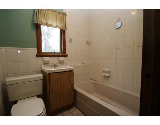 25 Johnson Rd, Saugus, MA 01906 photo 10