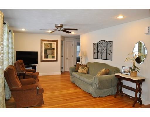 101 Spring St, Stoneham, MA 02180 photo 4