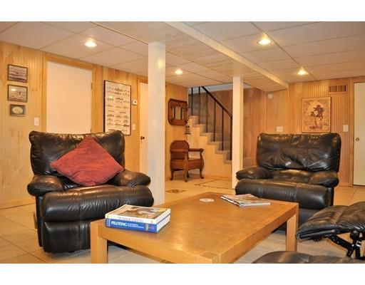 101 Spring St, Stoneham, MA 02180 photo 14