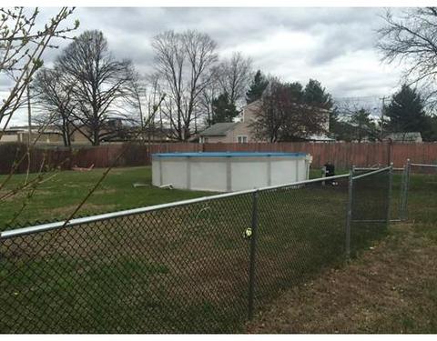19 Bulat Dr, Springfield, MA 01129 photo 2