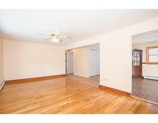 40 Walnut Ter, Avon, MA 02322 photo 5