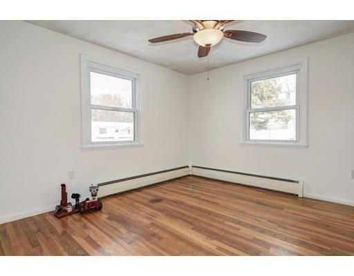 10 Rockingham Pl, Worcester, MA 01604 photo 17