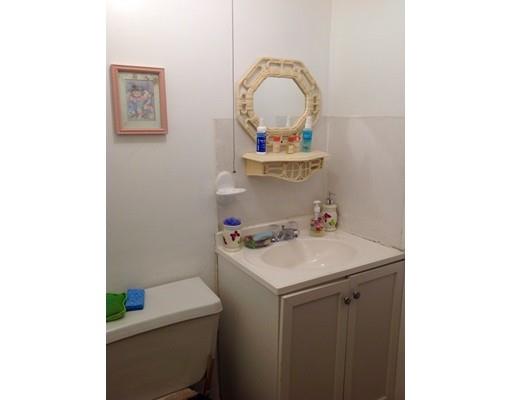 122 Redlands St, Springfield, MA 01104 photo 12