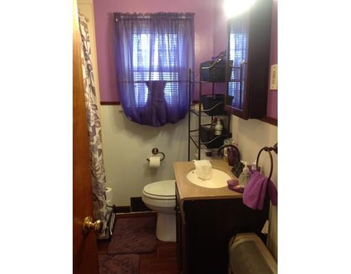 122 Redlands St, Springfield, MA 01104 photo 11
