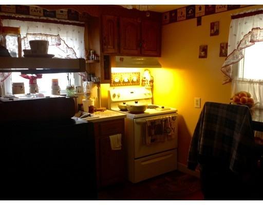 122 Redlands St, Springfield, MA 01104 photo 6