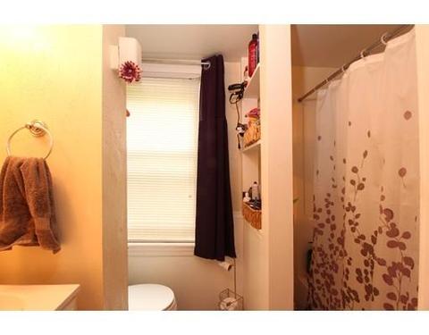 8 Oswald St, Worcester, MA 01607 photo 6