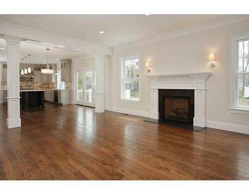 7 Pilgrim Rd, Wellesley, MA 02481 photo 6