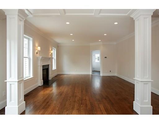 7 Pilgrim Rd, Wellesley, MA 02481 photo 5