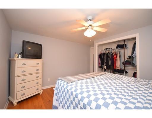 37 Parkerview St, Springfield, MA 01129 photo 16