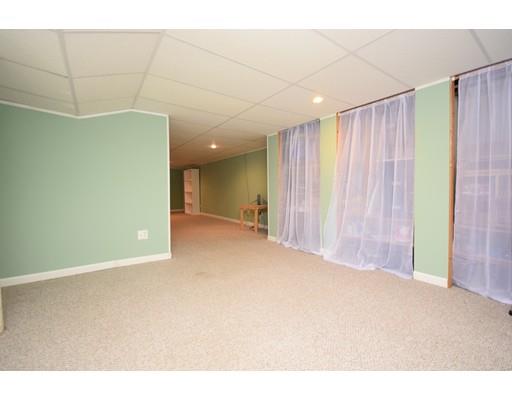 37 Parkerview St, Springfield, MA 01129 photo 25