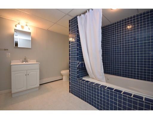 37 Parkerview St, Springfield, MA 01129 photo 22