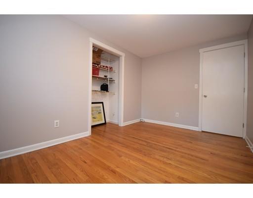 37 Parkerview St, Springfield, MA 01129 photo 21