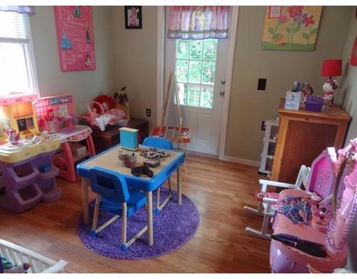 13 B St, Douglas, MA 01516 photo 10