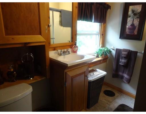 13 B St, Douglas, MA 01516 photo 8