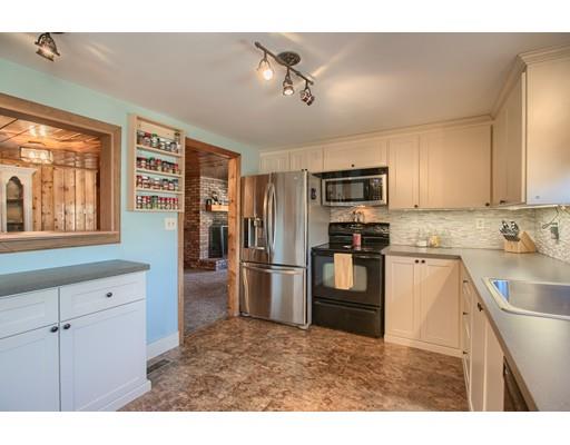 21 Douglas Dr, Ayer, MA 01432 photo 3