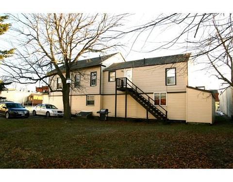 25 Pleasant St, Webster, MA 01570 photo 1