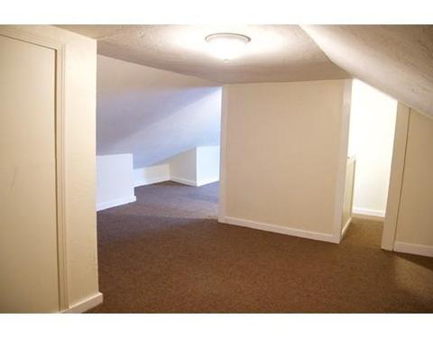 25 Pleasant St, Webster, MA 01570 photo 11