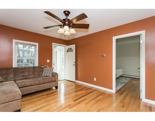 100 Phillips Ave, Springfield, MA 01119 photo 4