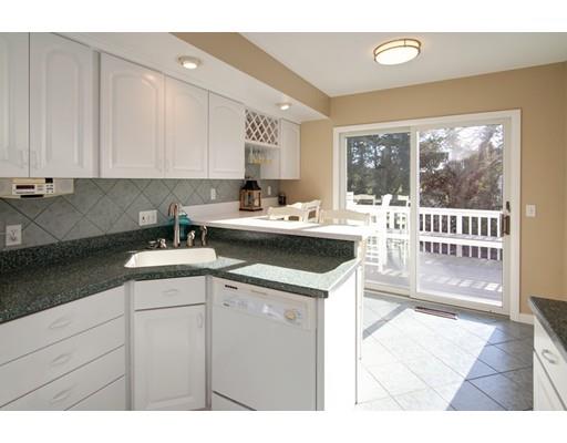 210 Glenneagle Dr, Mashpee, MA 02649 photo 6