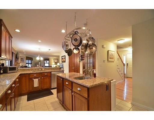 22 Eagle Ter, Jefferson, MA 01522 photo 3