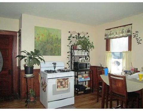 32 Vale St, Worcester, MA 01604 photo 13
