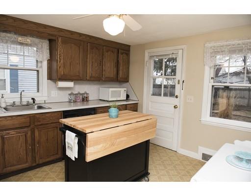 34 Tyrone St, Springfield, MA 01104 photo 11