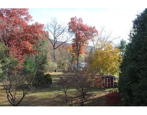 20 E Green St, Easthampton, MA 01027 photo 3