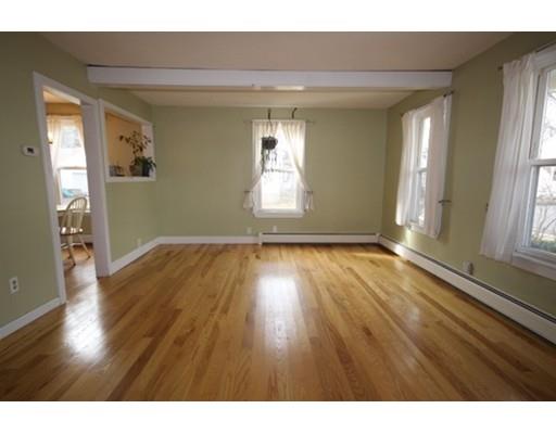 20 E Green St, Easthampton, MA 01027 photo 10