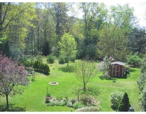 20 E Green St, Easthampton, MA 01027 photo 4