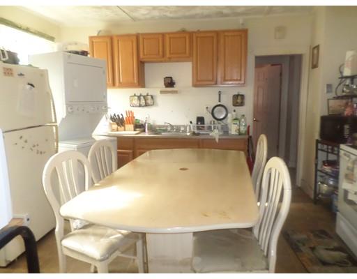38 Windsor St, Springfield, MA 01105 photo 8