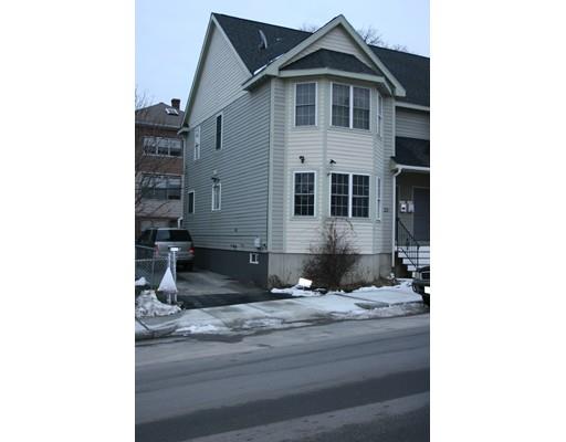 23 Barclay St, Worcester, MA 01604 photo 1