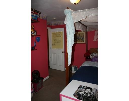 23 Barclay St, Worcester, MA 01604 photo 16