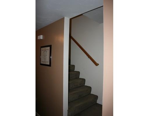 23 Barclay St, Worcester, MA 01604 photo 12