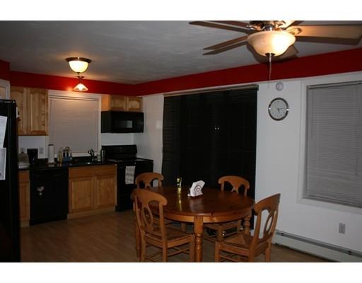 23 Barclay St, Worcester, MA 01604 photo 4