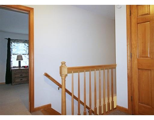 11 Peekskill Ave, Springfield, MA 01129 photo 10