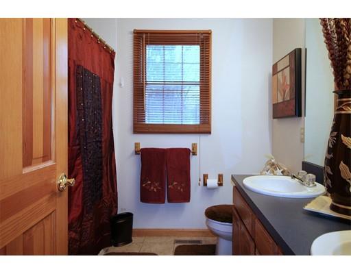 11 Peekskill Ave, Springfield, MA 01129 photo 11