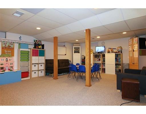 11 Peekskill Ave, Springfield, MA 01129 photo 20