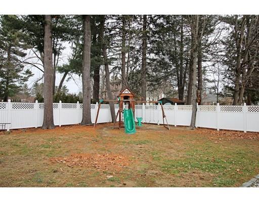 11 Peekskill Ave, Springfield, MA 01129 photo 23