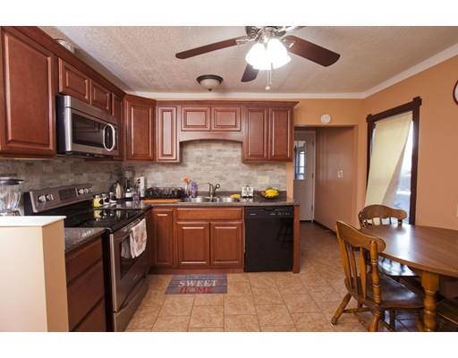 67 Grover St, Springfield, MA 01104 photo 7