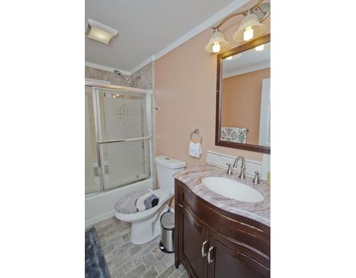 67 Grover St, Springfield, MA 01104 photo 11