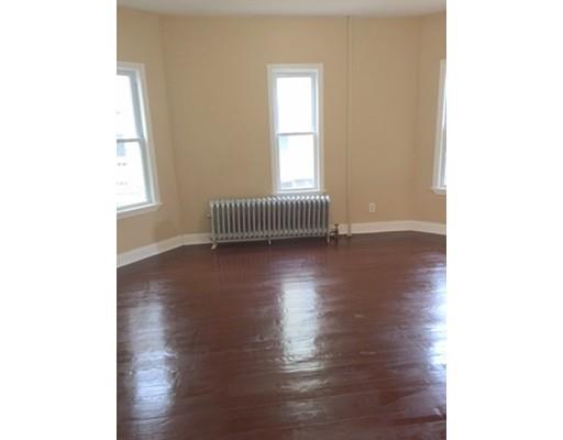 80 Bowles St, Springfield, MA 01109 photo 8