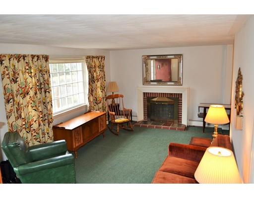 10 Crestline Cir, Beverly, MA 01915 photo 4