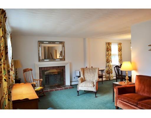 10 Crestline Cir, Beverly, MA 01915 photo 3