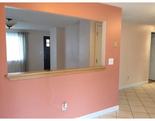 15 Bamforth Rd, Springfield, MA 01128 photo 7