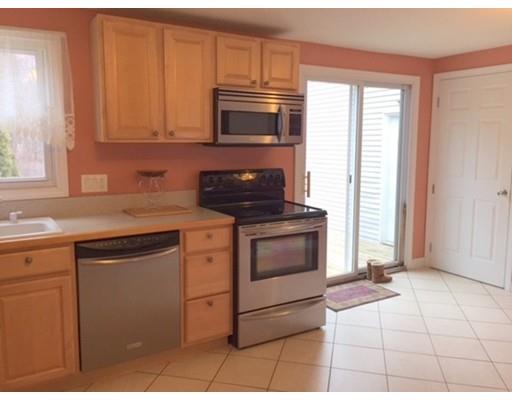 15 Bamforth Rd, Springfield, MA 01128 photo 3