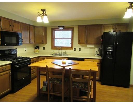 80 Terry Ln, Barre, MA 01005 photo 5