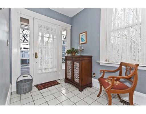 41 Spring St, Wakefield, MA 01880 photo 4