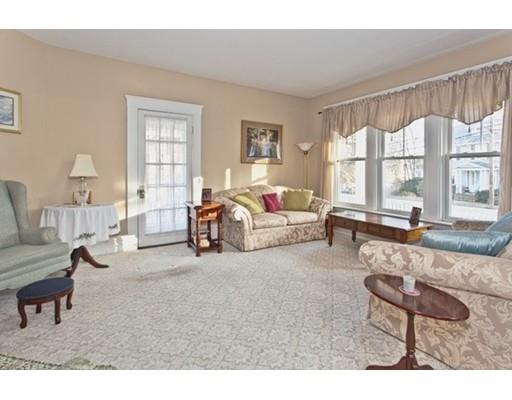 41 Spring St, Wakefield, MA 01880 photo 12